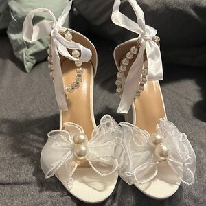 Elegant White Pearl-Embellished Women's Heels